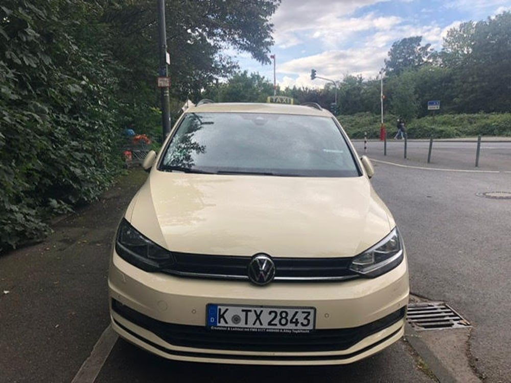 Weiteres Taxi der Flotte von Taxi Köln Aziz Altay
